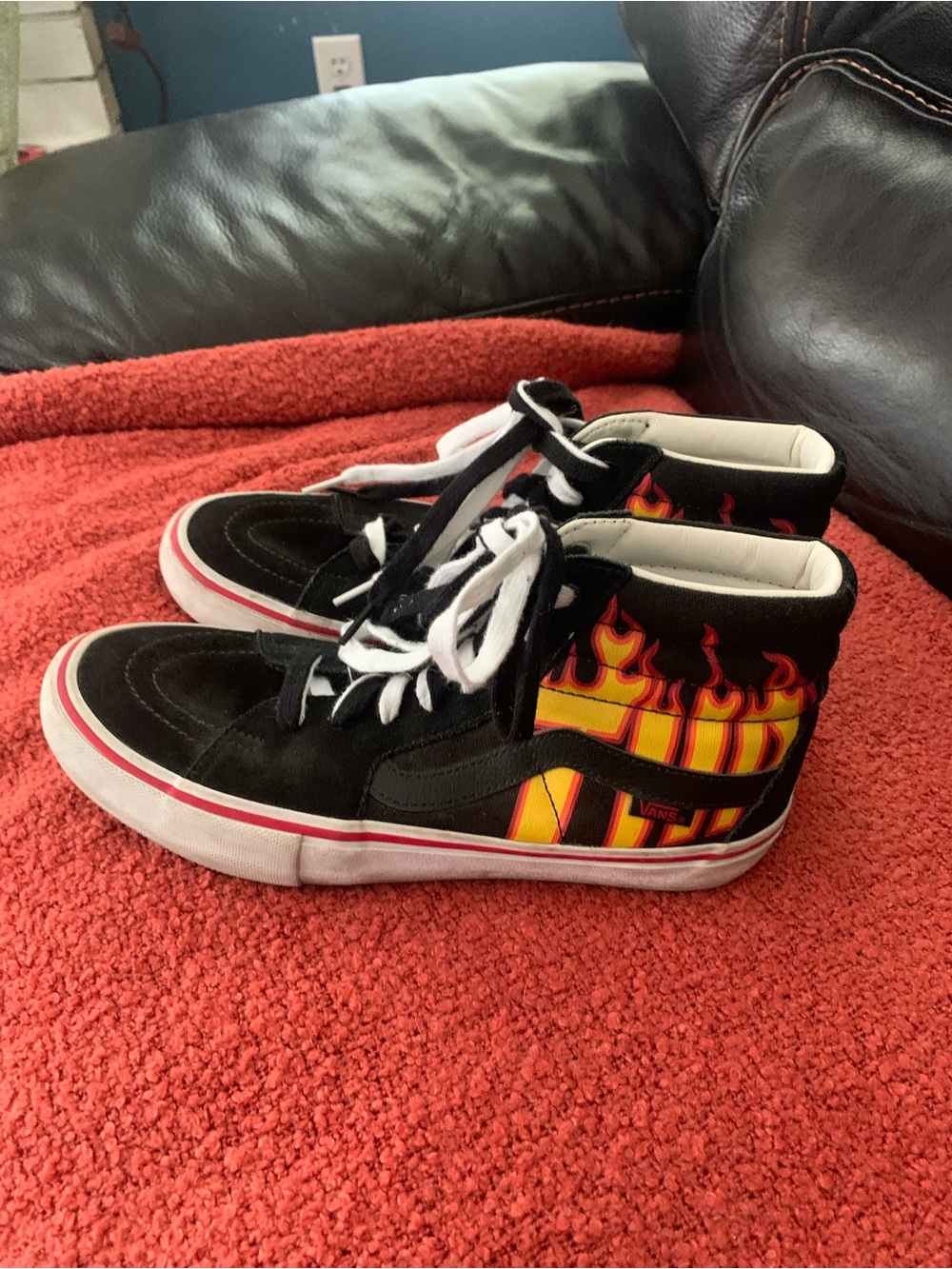 Vans Sk8-Hi Pro Thrasher Flame Men’s Size 9 Black Athletic Sneakers
